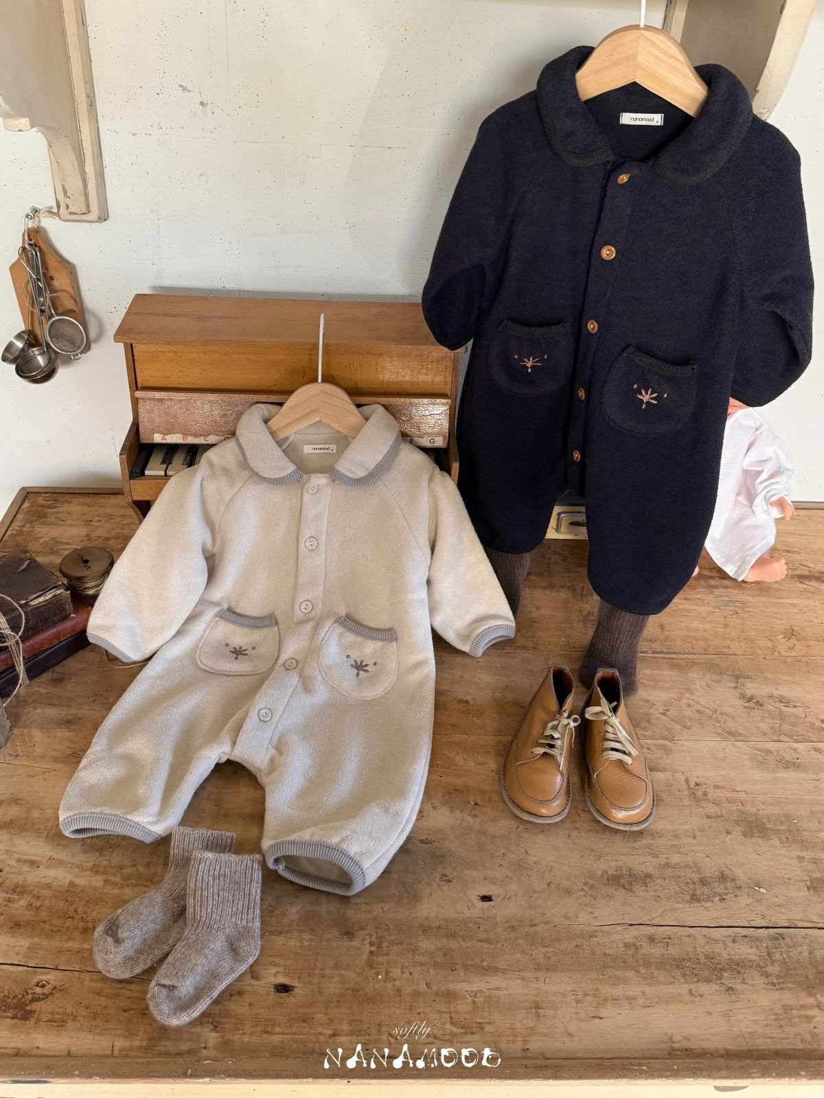 Toto collar coverall