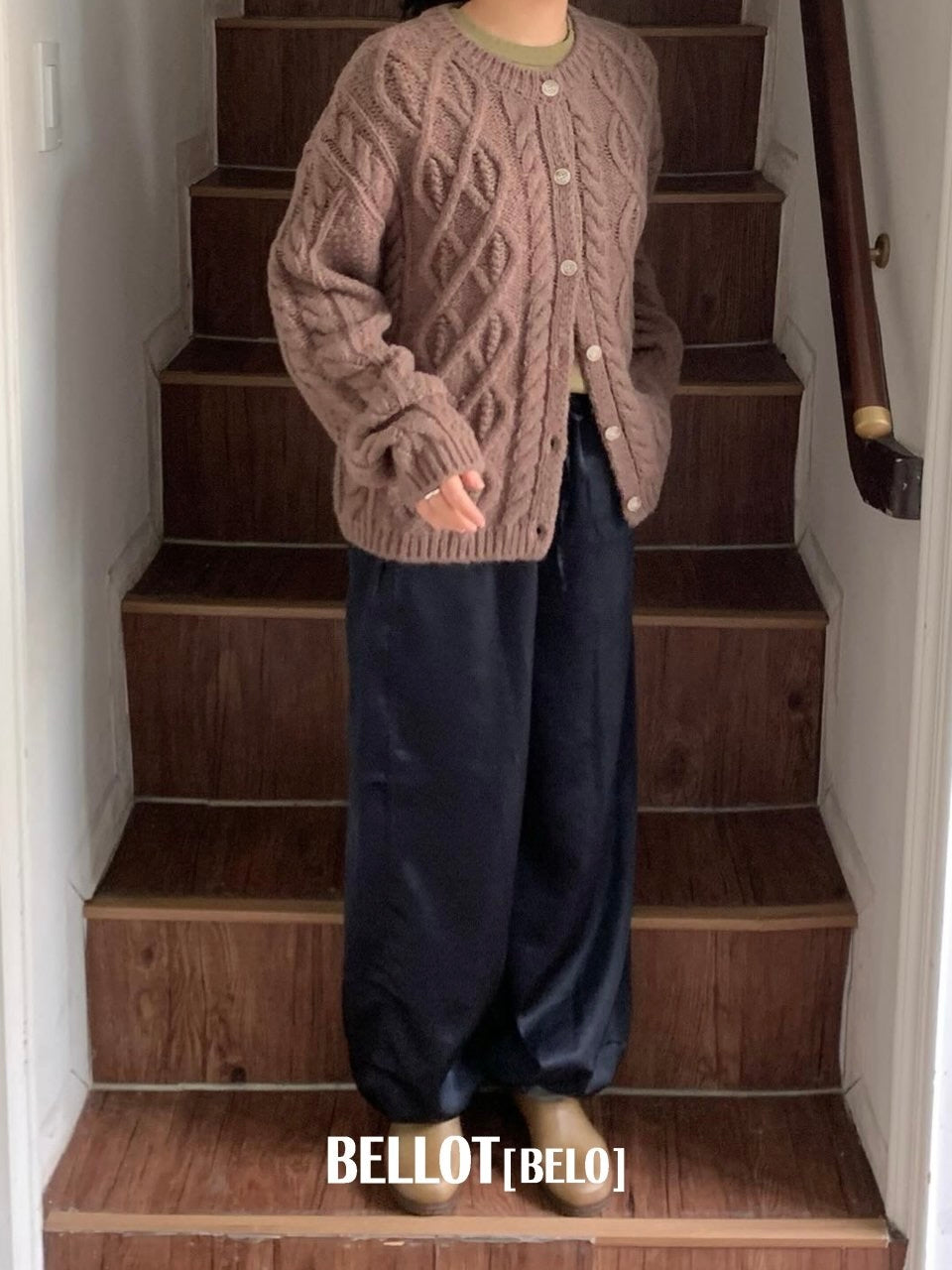 Alpha cardigan (mom size)