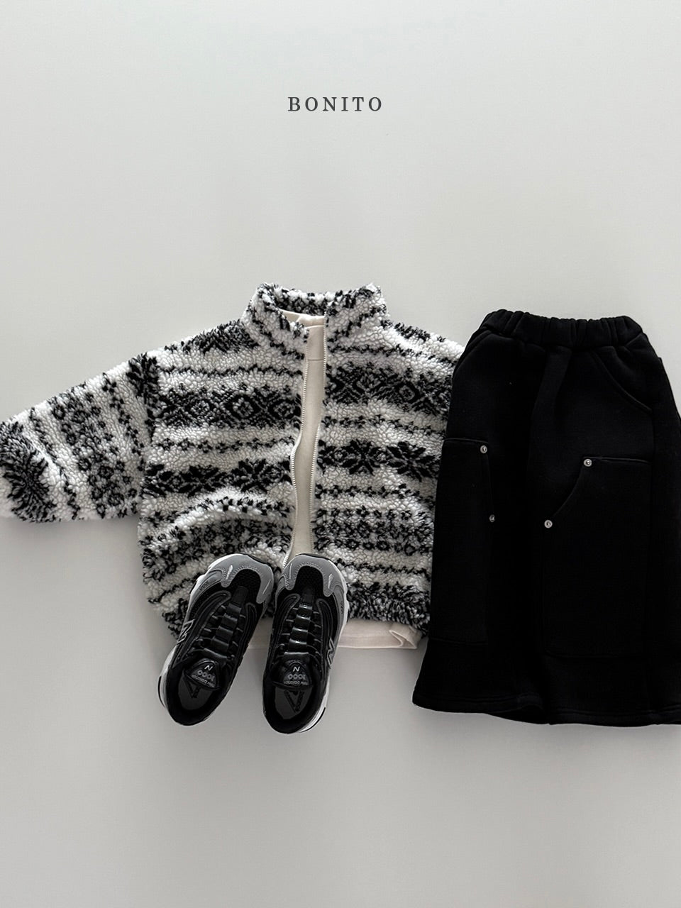 Snowflake zip-up jacket