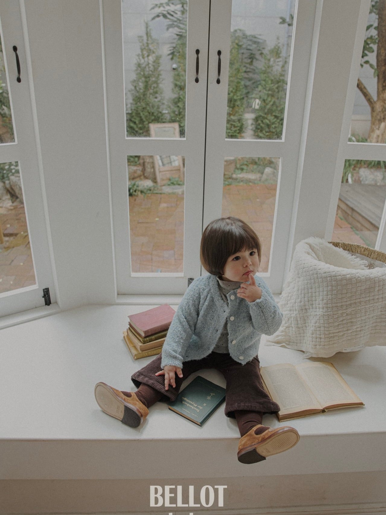 Bebe nini bootcut pants