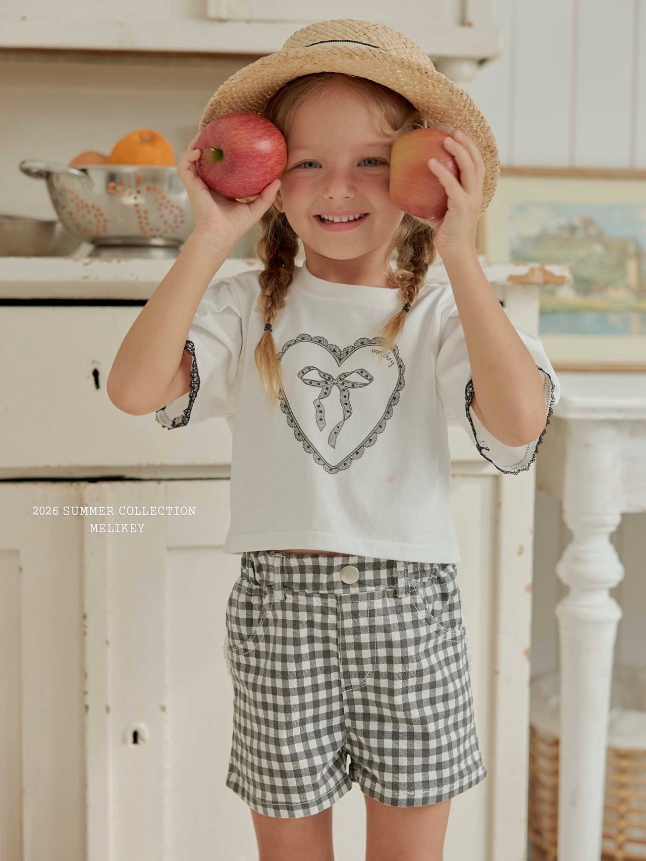 Heart ribbon T shirt