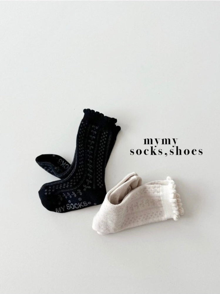 Eyelet socks set