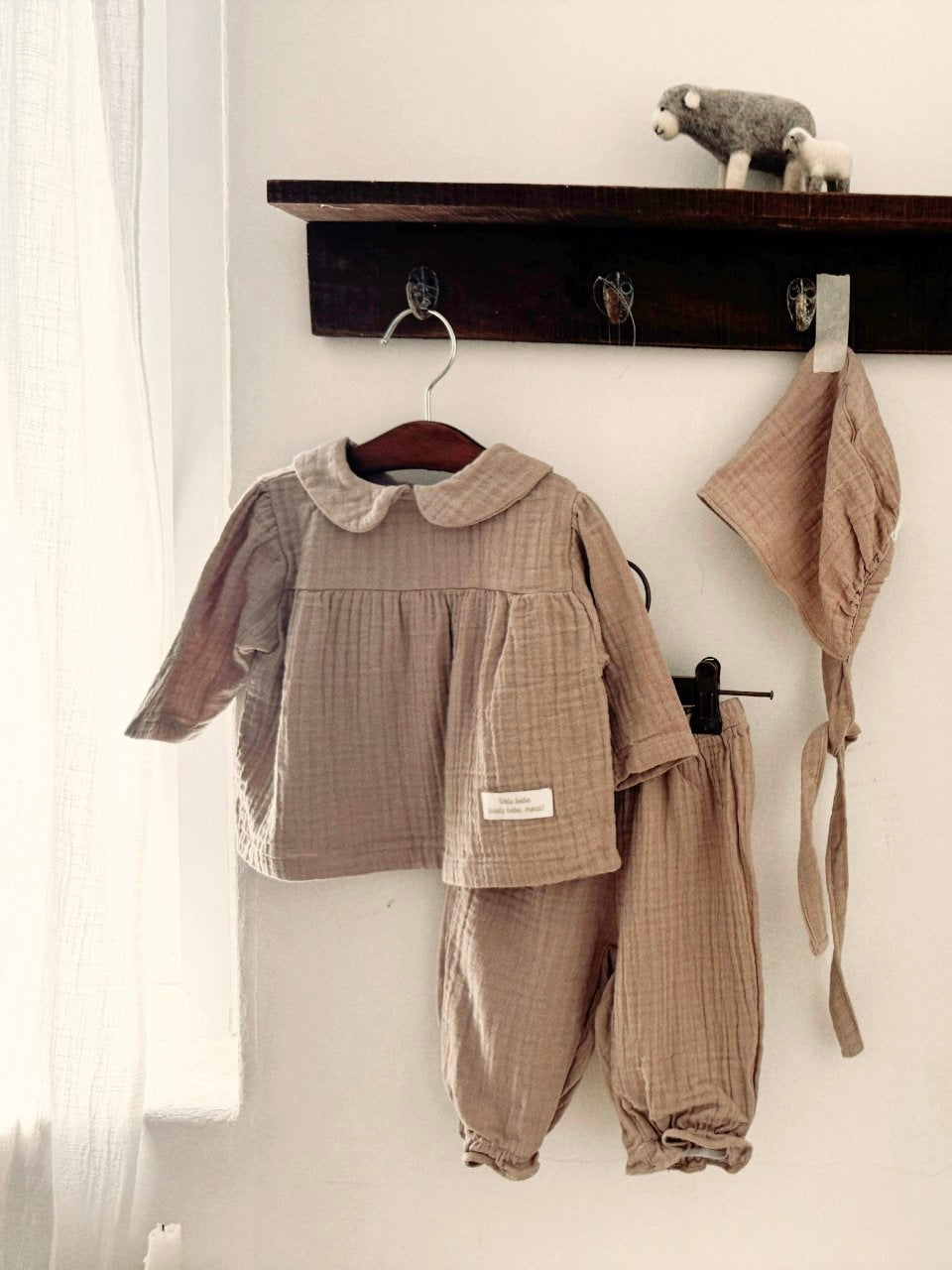 Natural bonnet hat (baby)