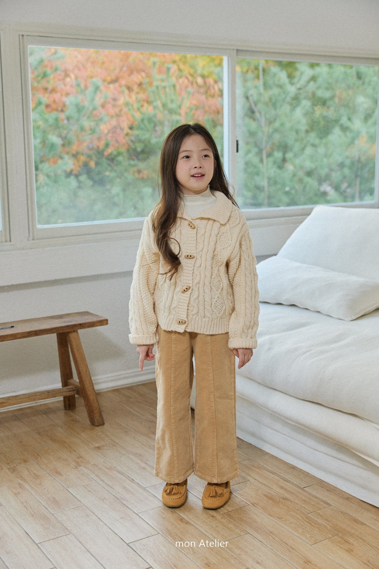 Frill corduroy pants