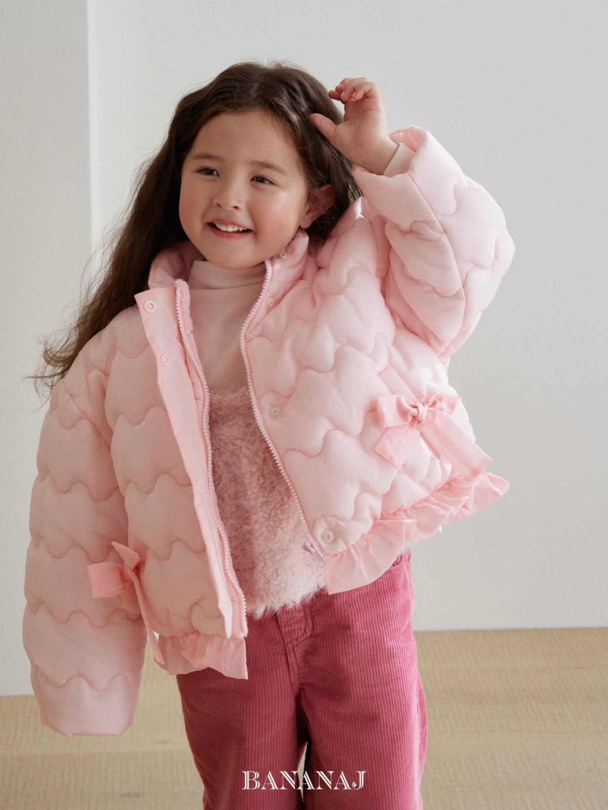 Ribbon padding jacket