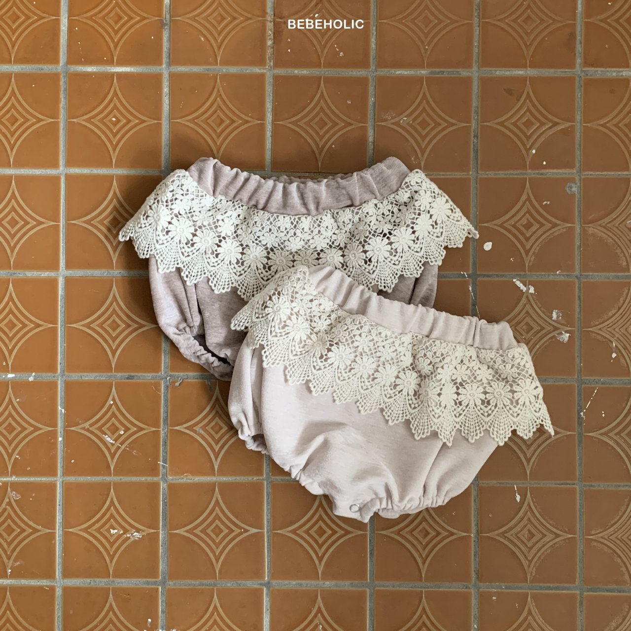 Charlotte lace bloomer