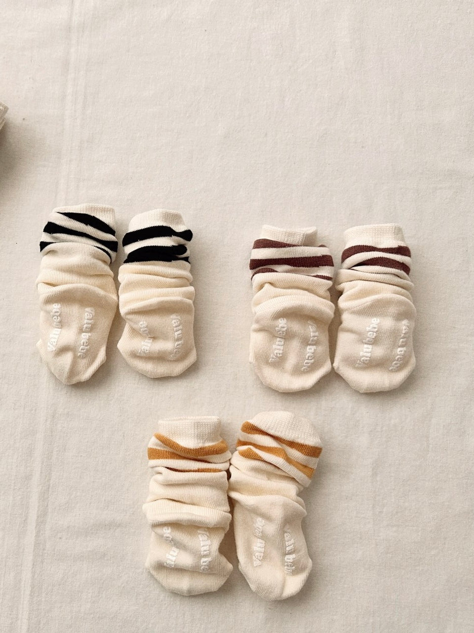 Basic line socks set