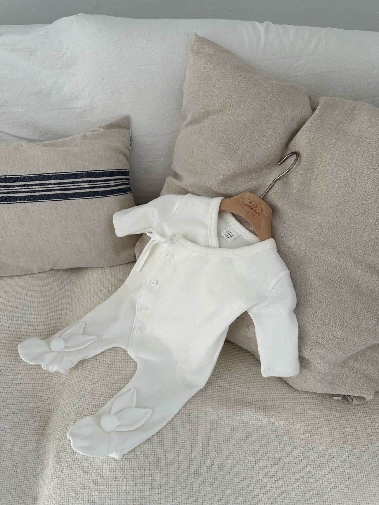 Bunny footed rompers