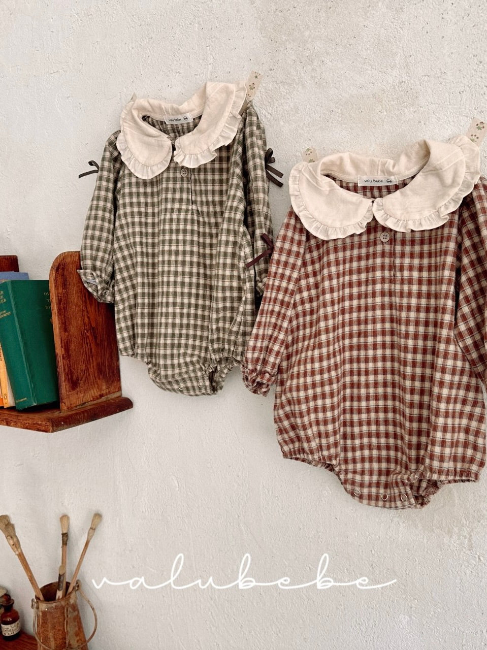 Frill ribbon collar rompers (baby)