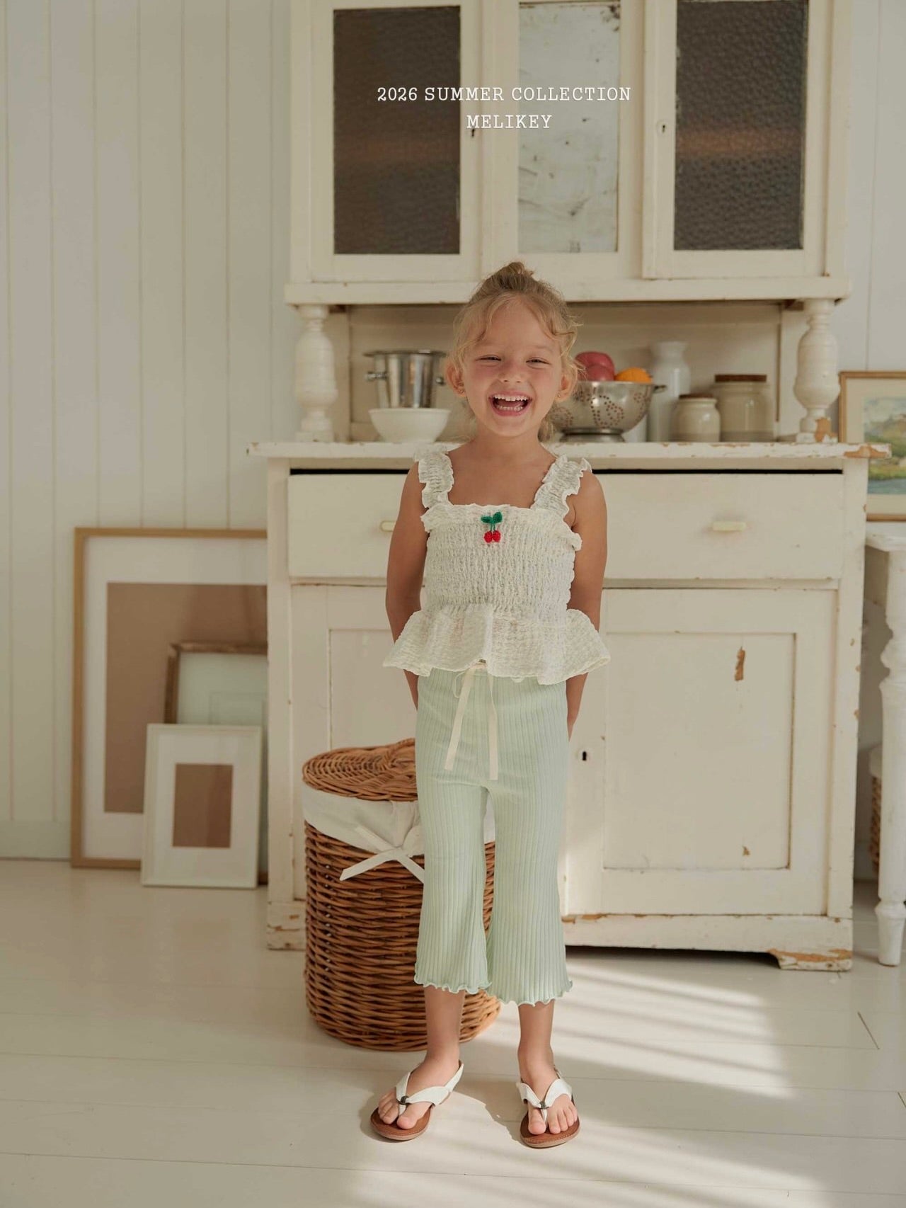 Cherry tucking blouse