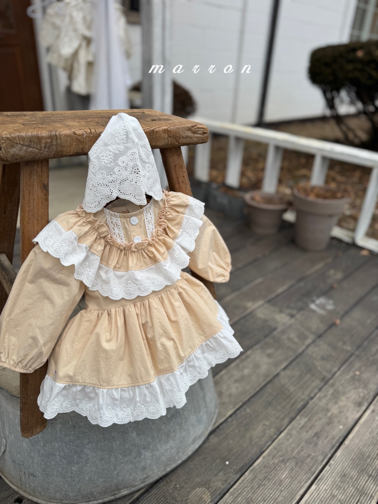 Agnes rompers (beige)