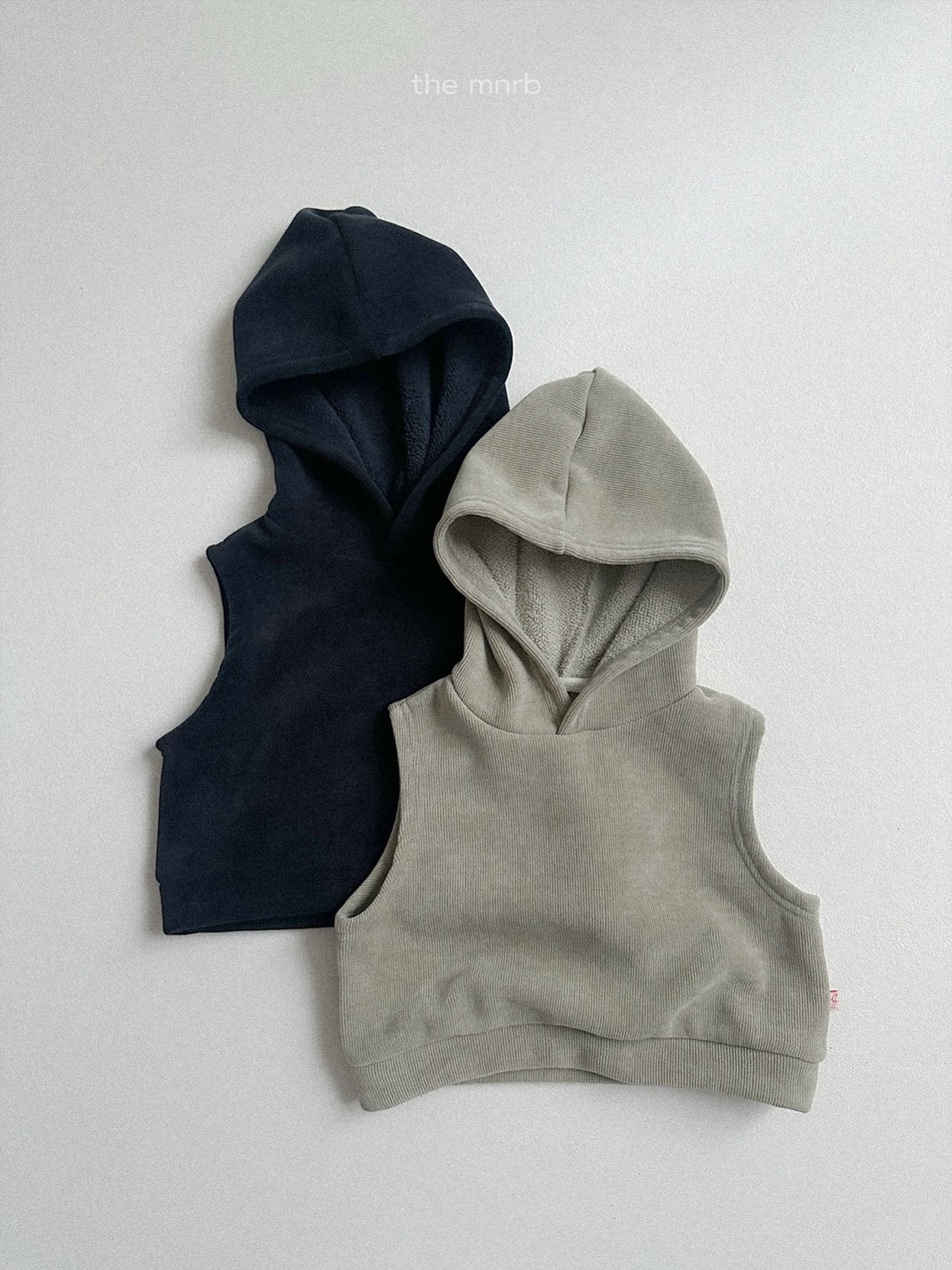 Snow hooded vest