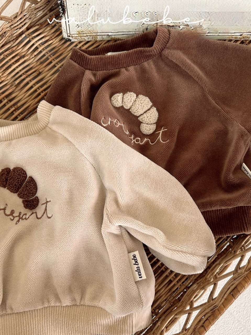 Croissant velor sweatshirt (baby)