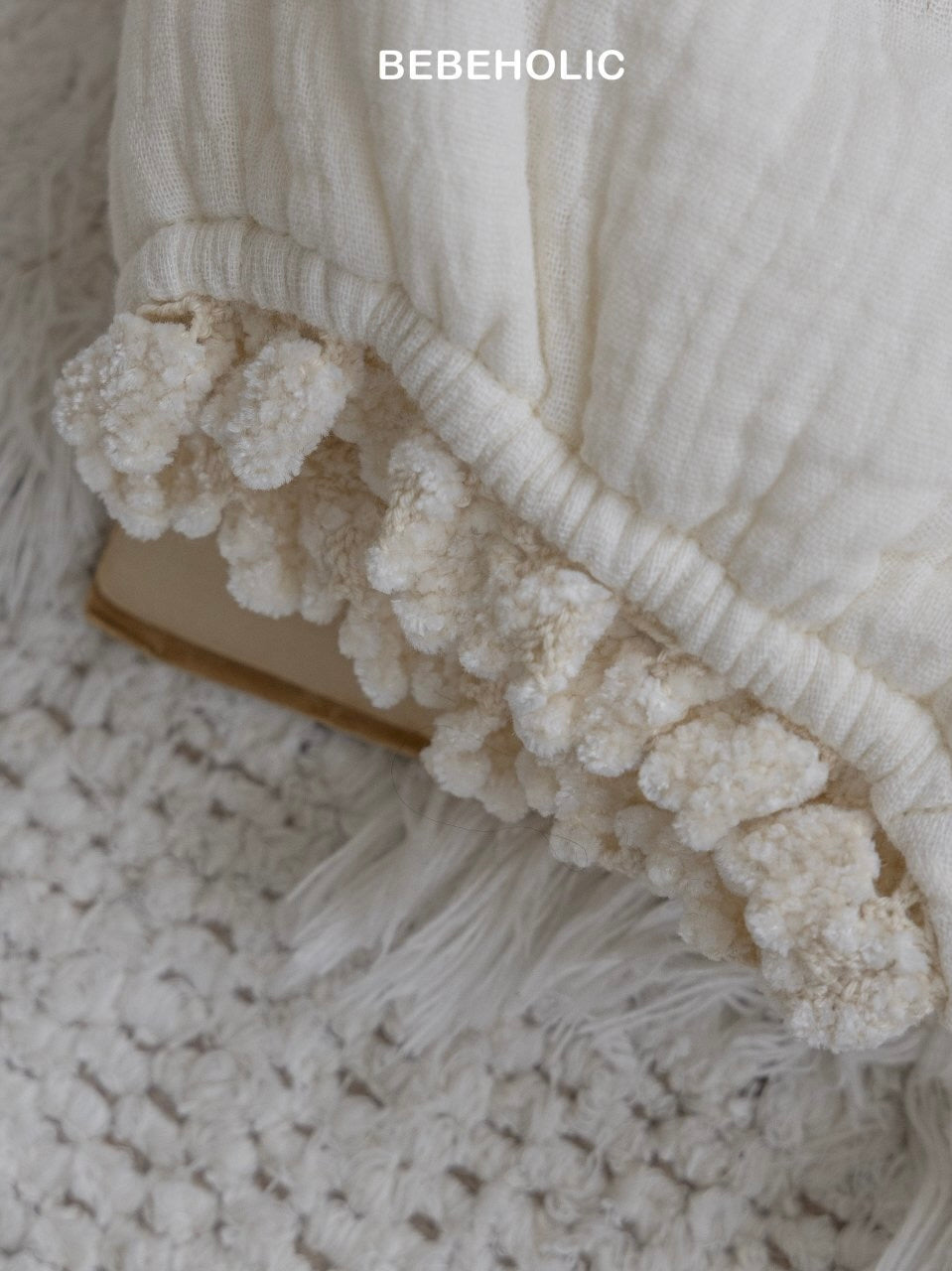 Lace pumpkin bloomer