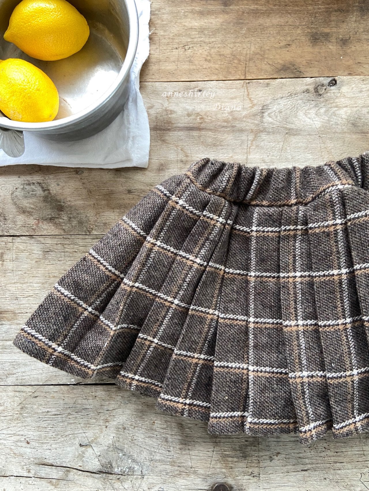 Diana pleated skirt