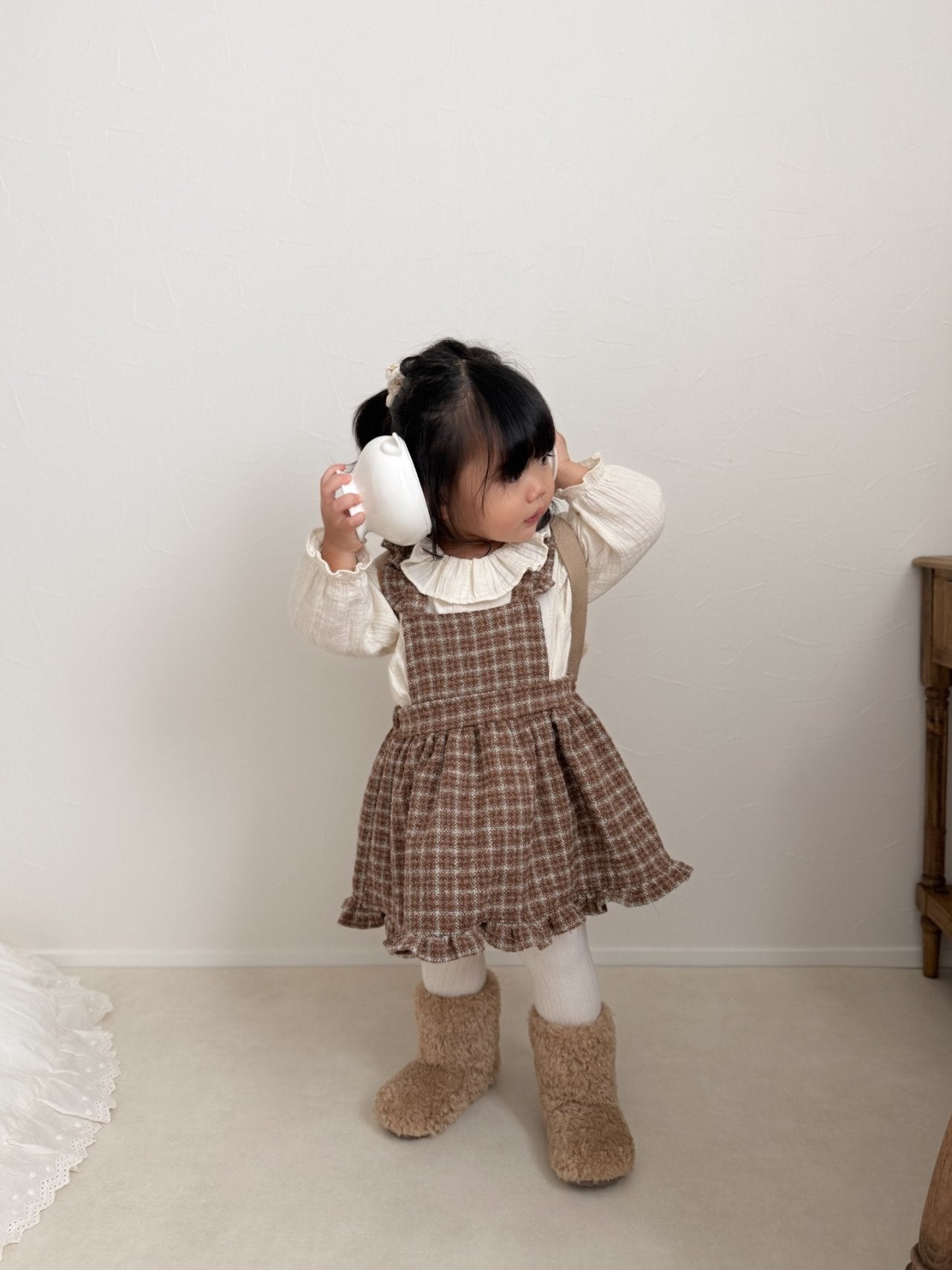 Nougat collar blouse