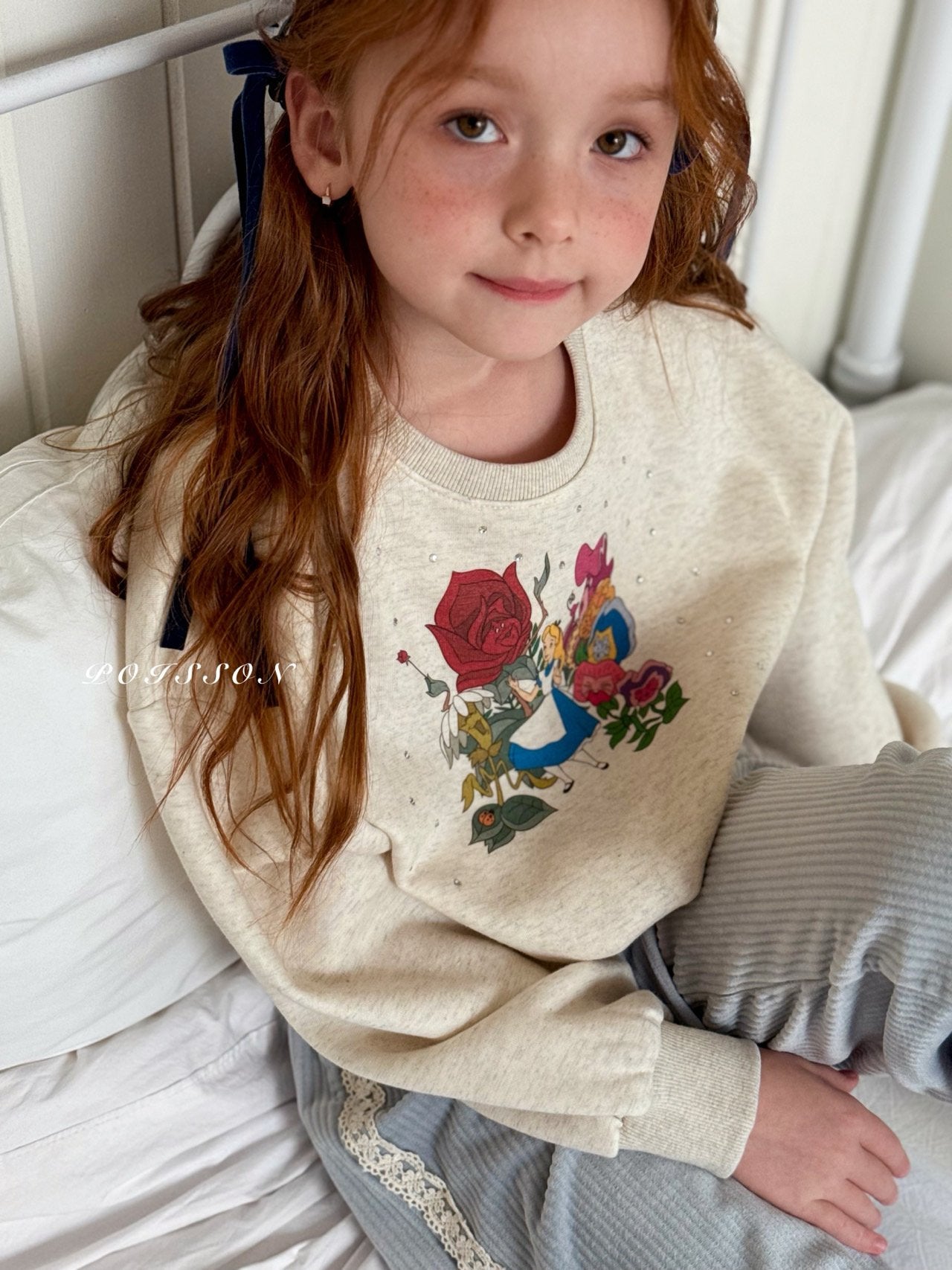 Flower Alice sweatshirt