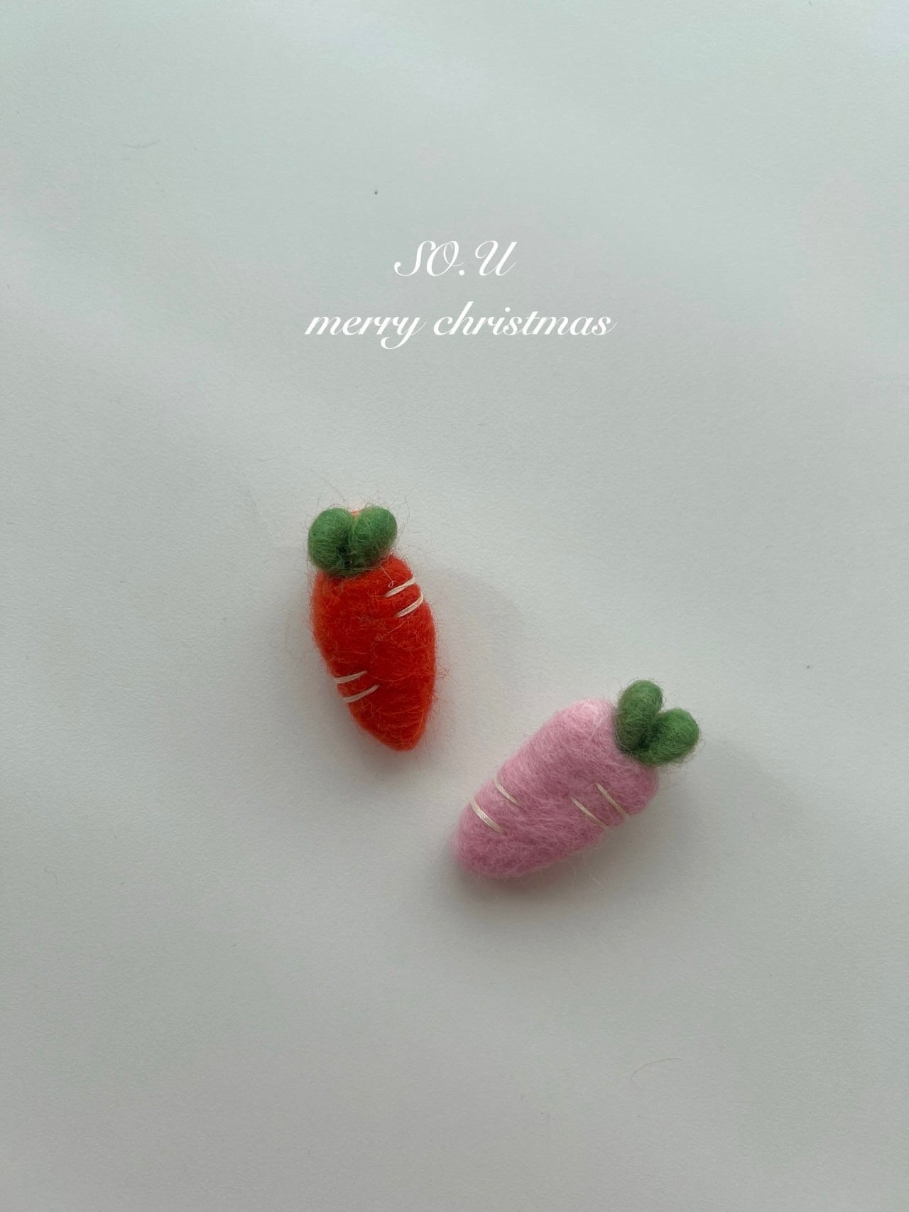 Carrot pin set (2 pieces)