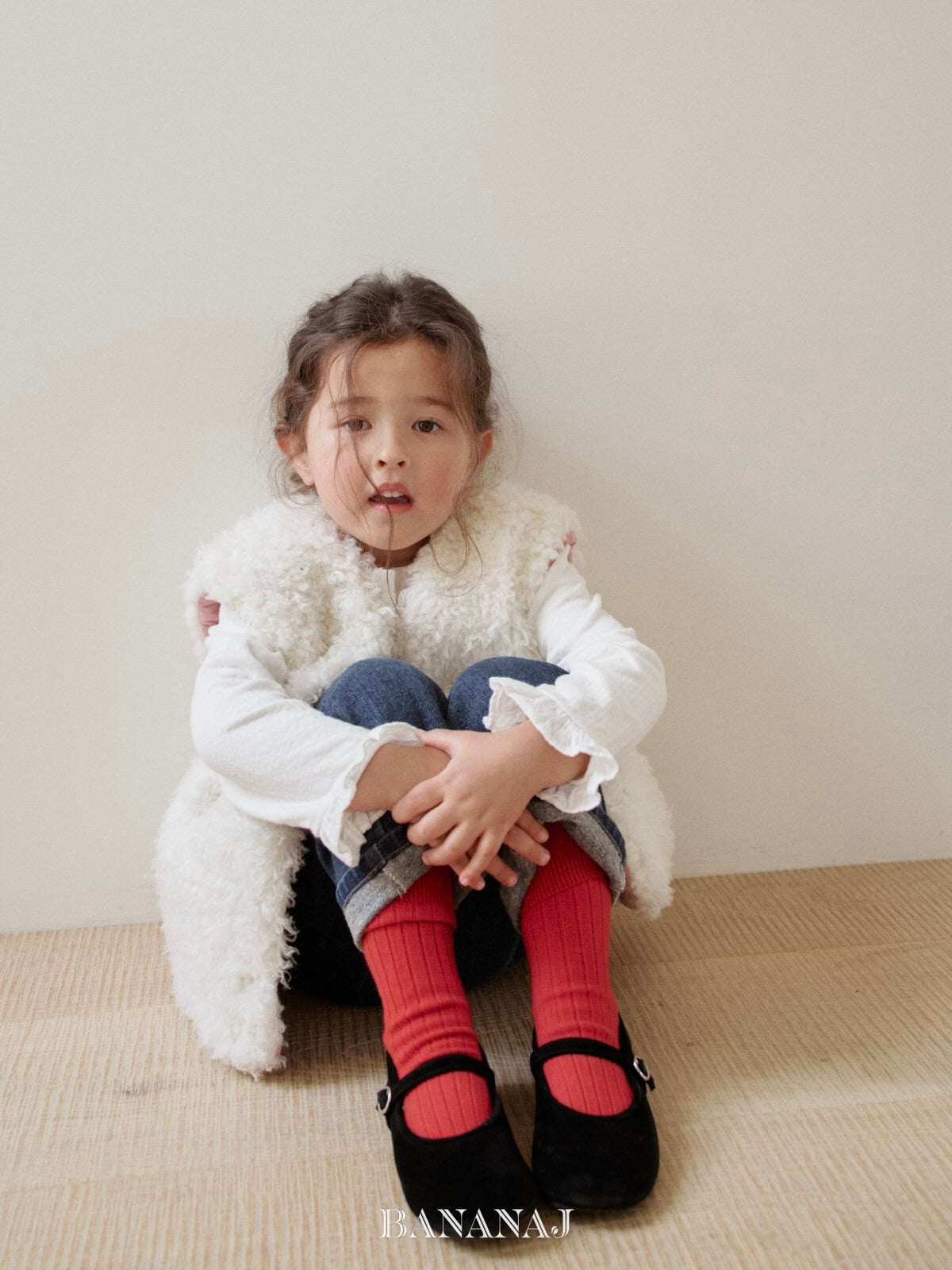 Soft reversible vest