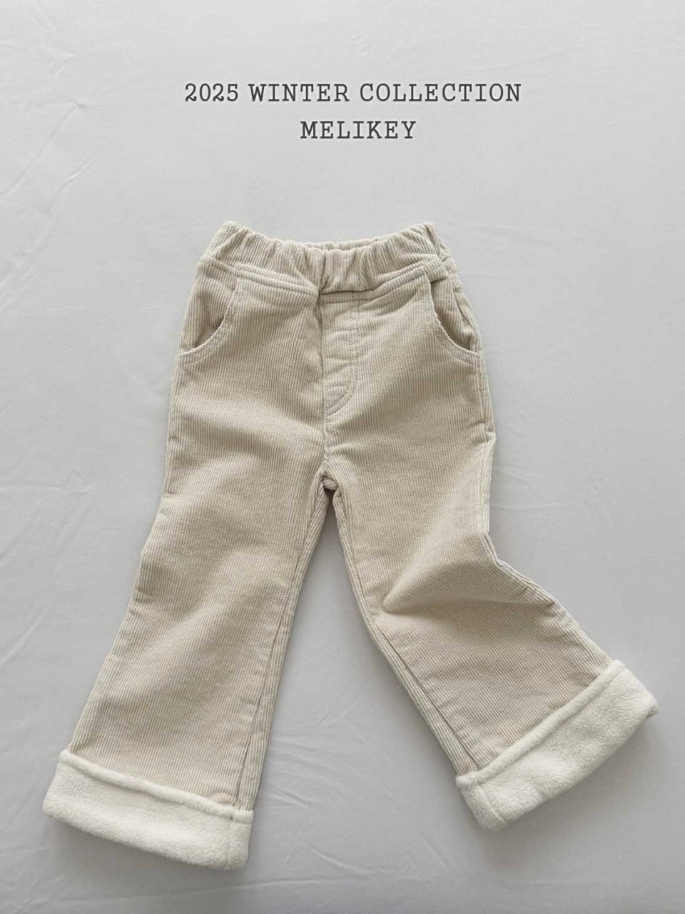 Marshmallow bootcut pants