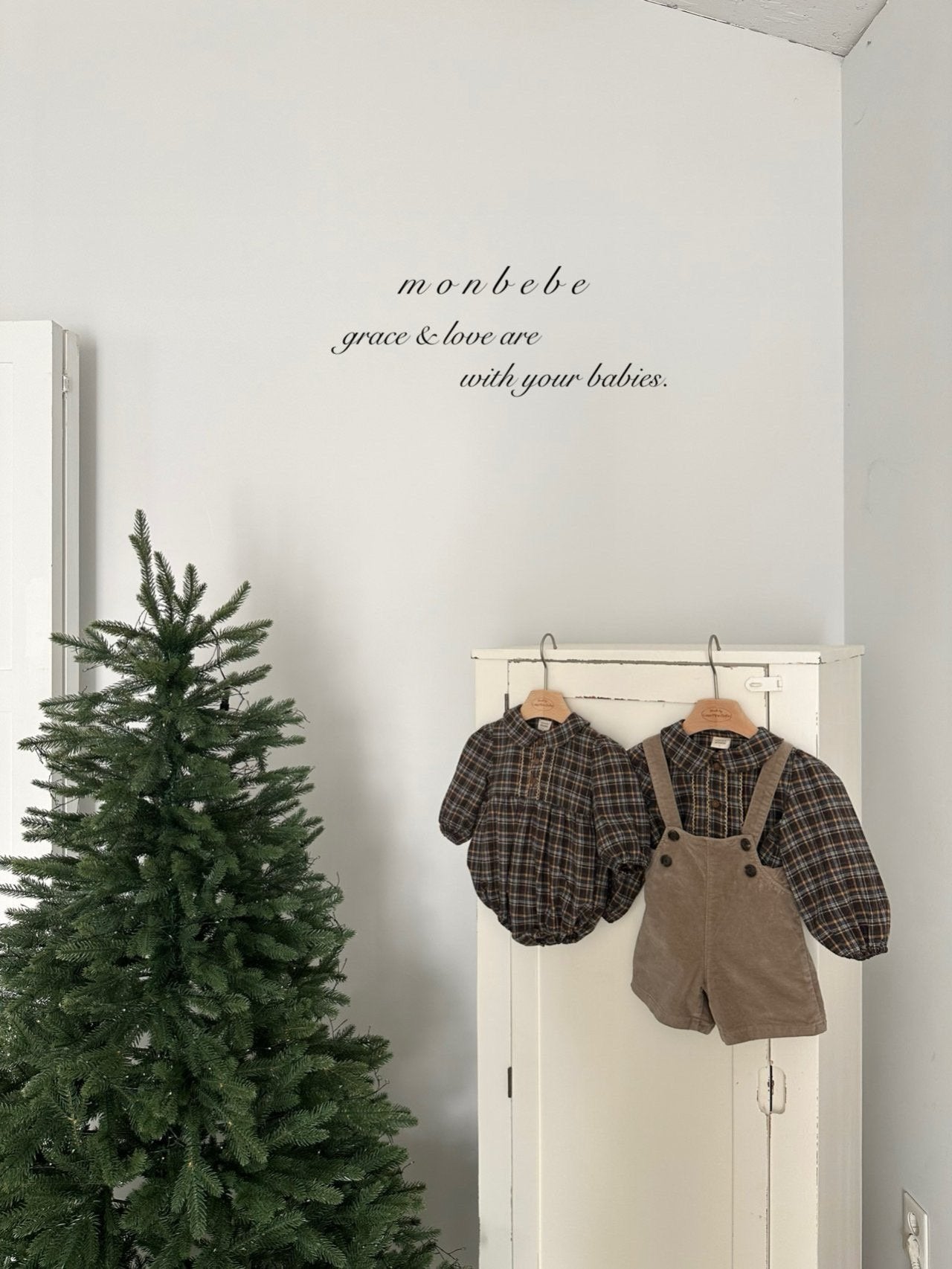 Mont Blanc corduroy pants