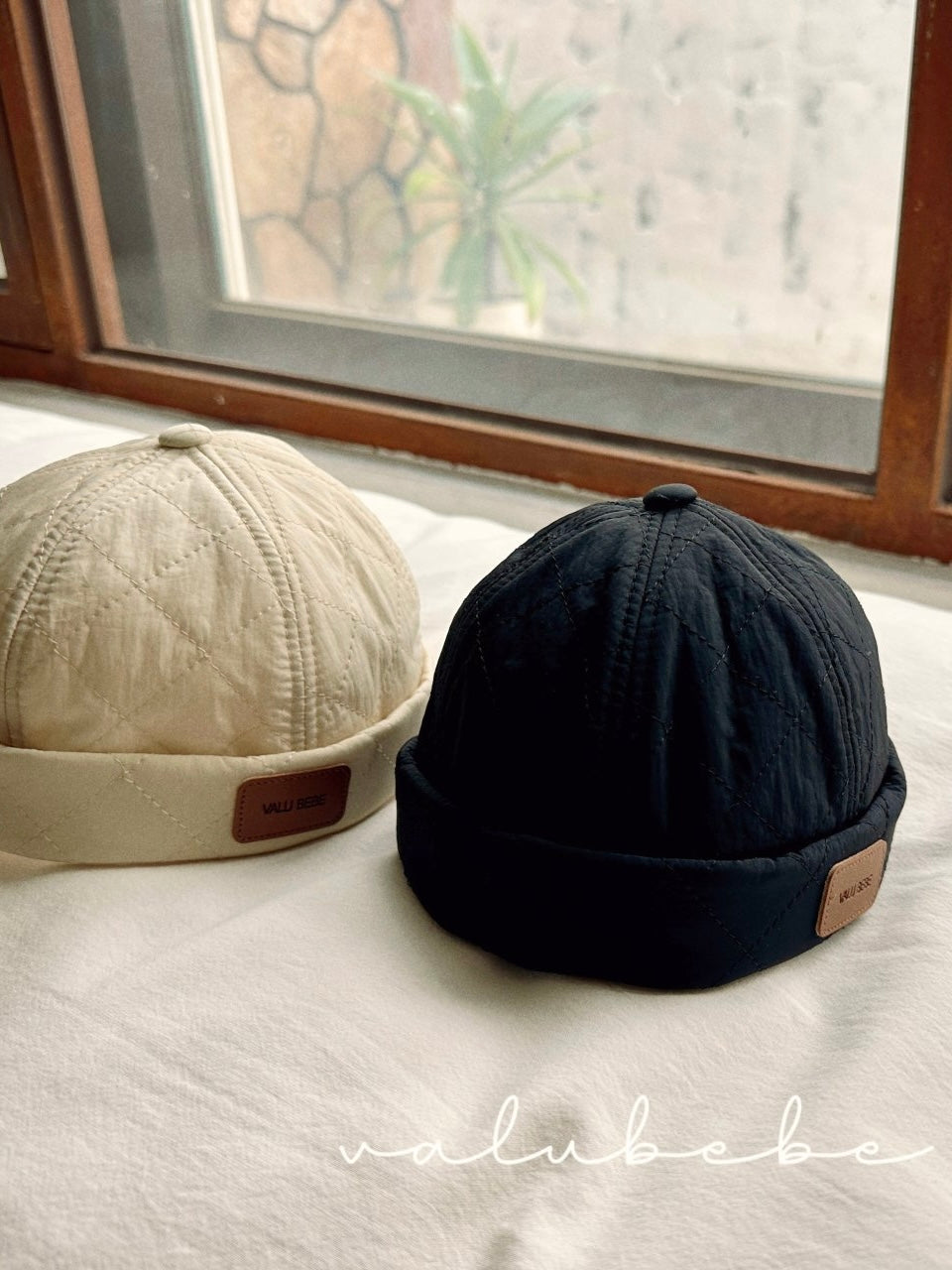 Padded round beanie (baby)