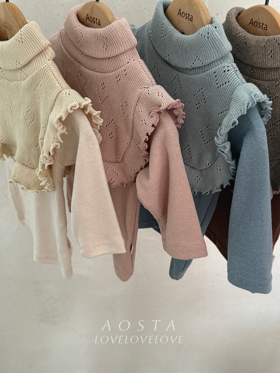 Reete frill turtleneck