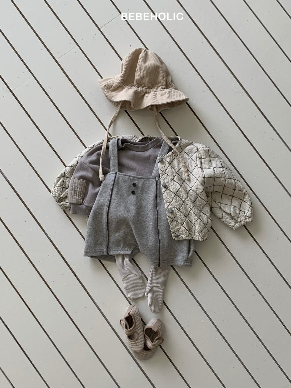 Two button suspender pants