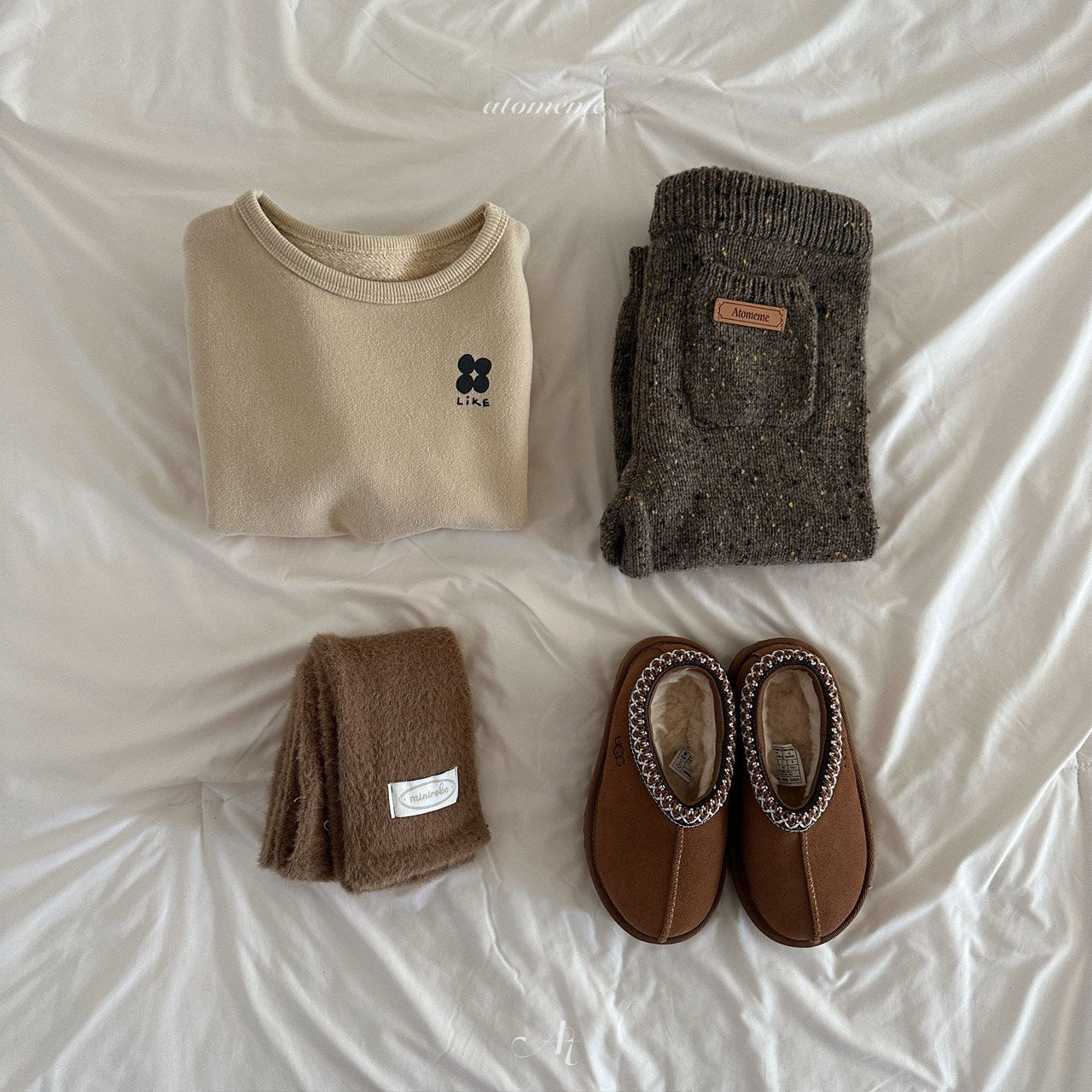 Wool knit pants