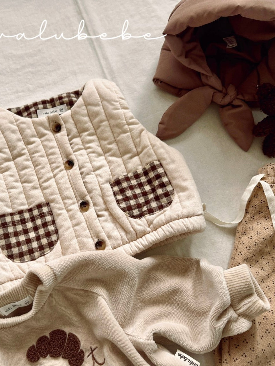 Padded bonnet (baby)