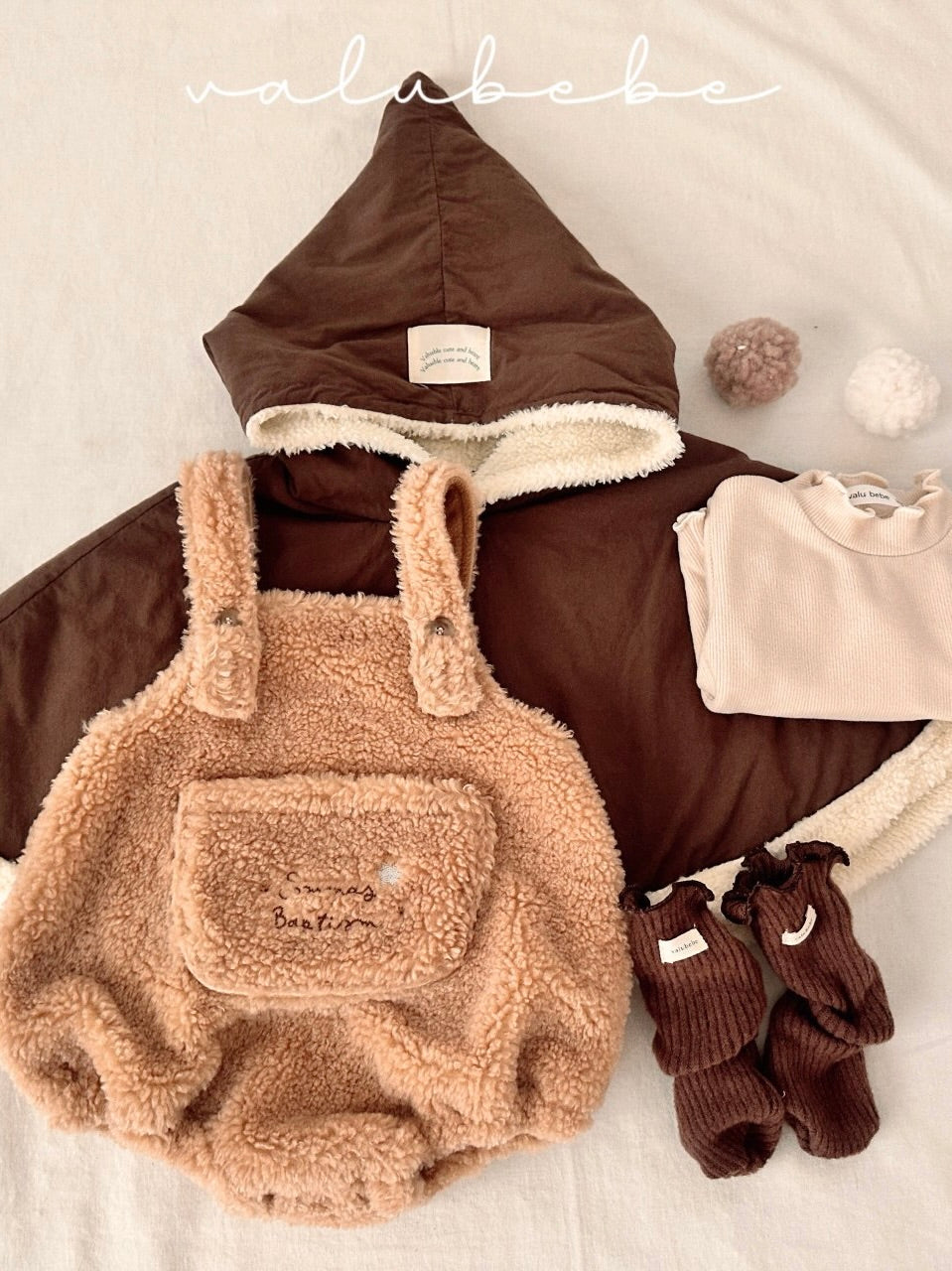 Cocoon fluffy hooded cape (baby)