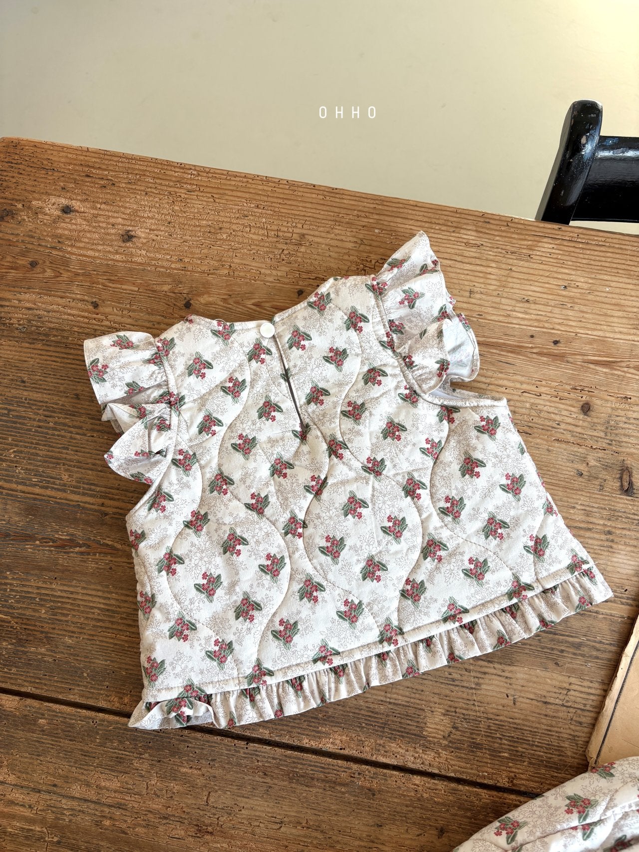 Snowberry quilted vest