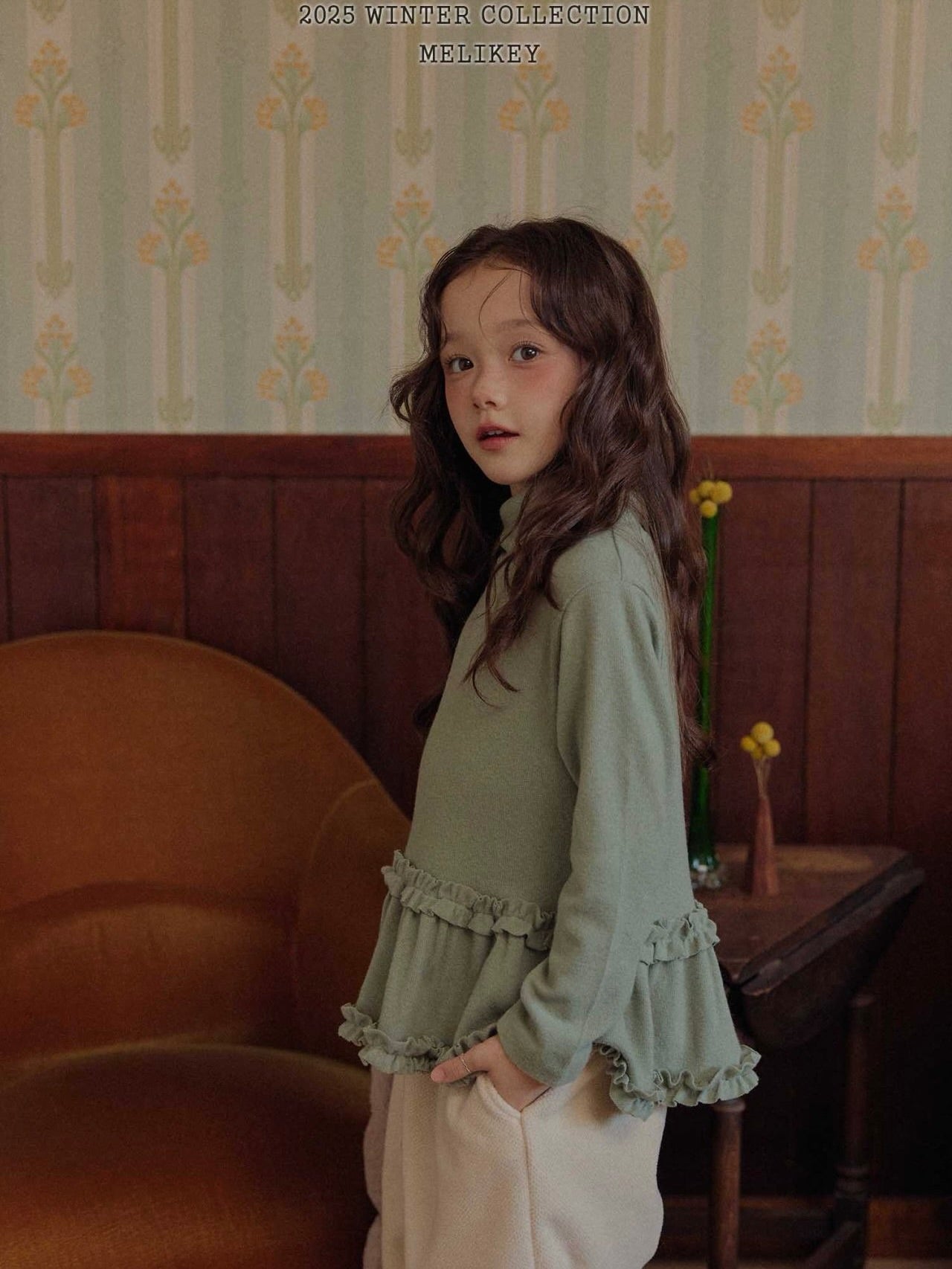 Tutu frill turtle neck T