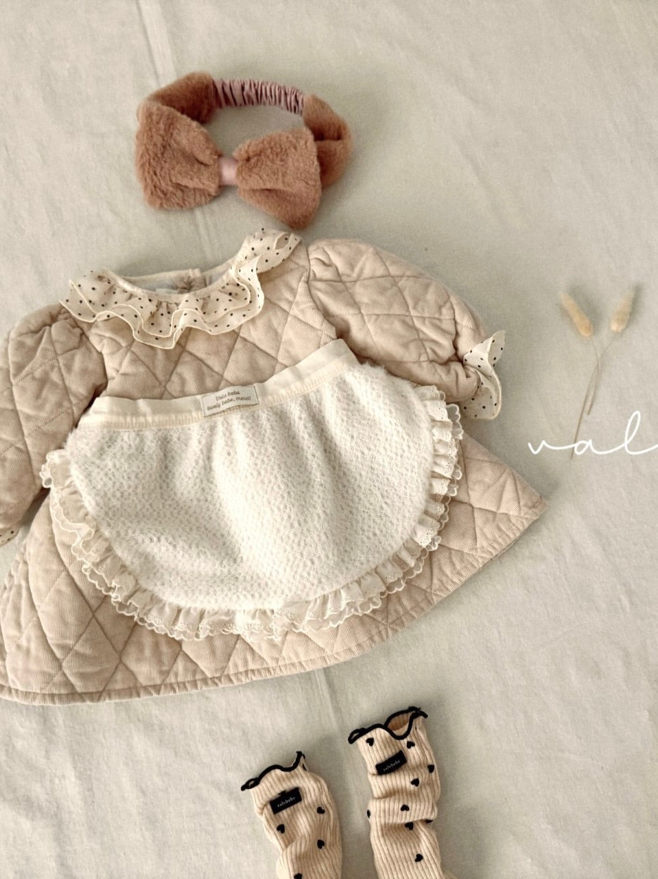 Lace layered skirt (baby)