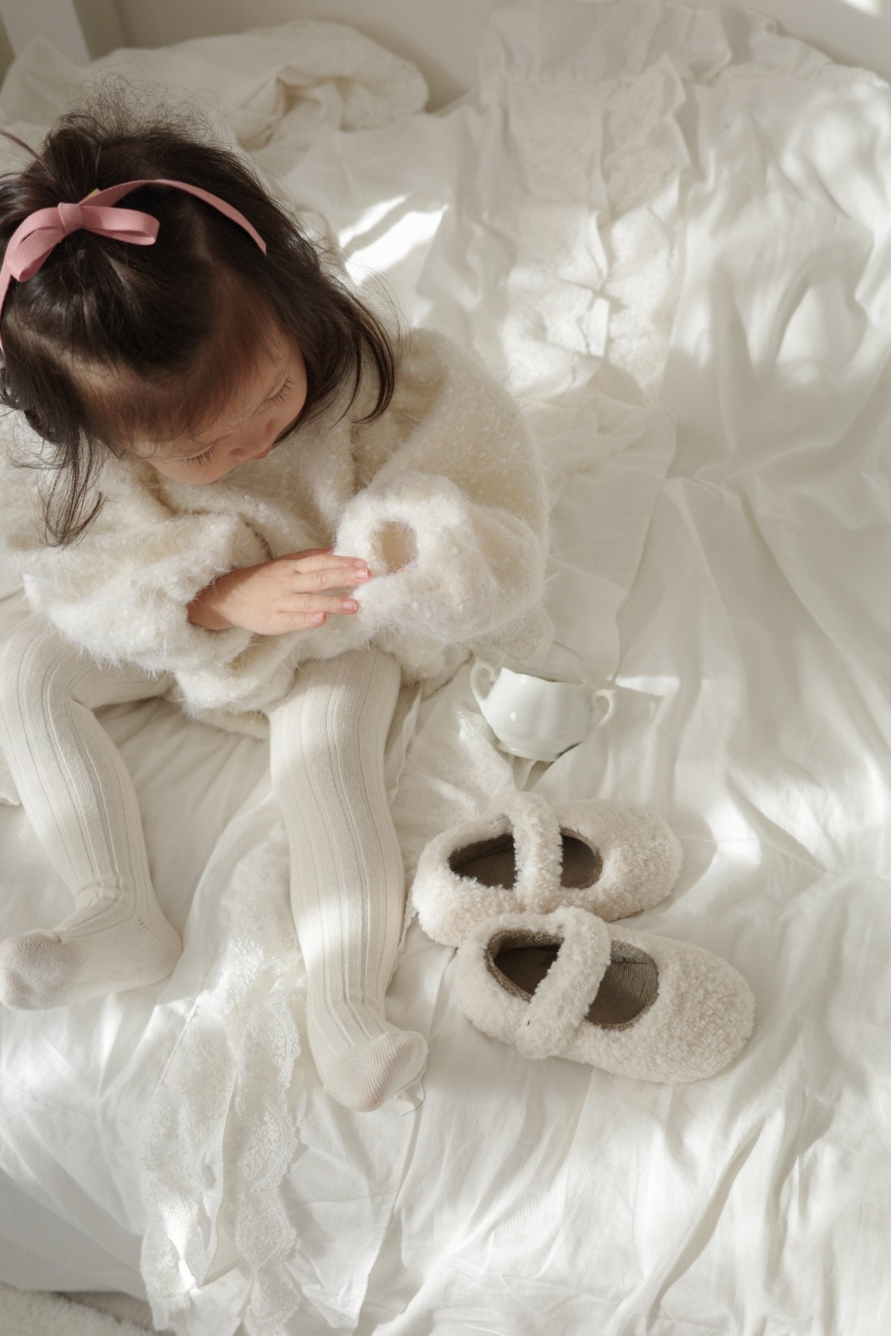 Puff sleeve wool rompers