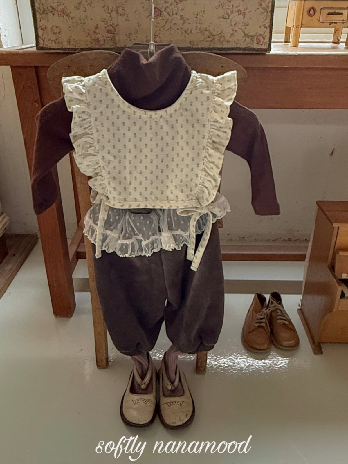 Bebe soft touch half neck T