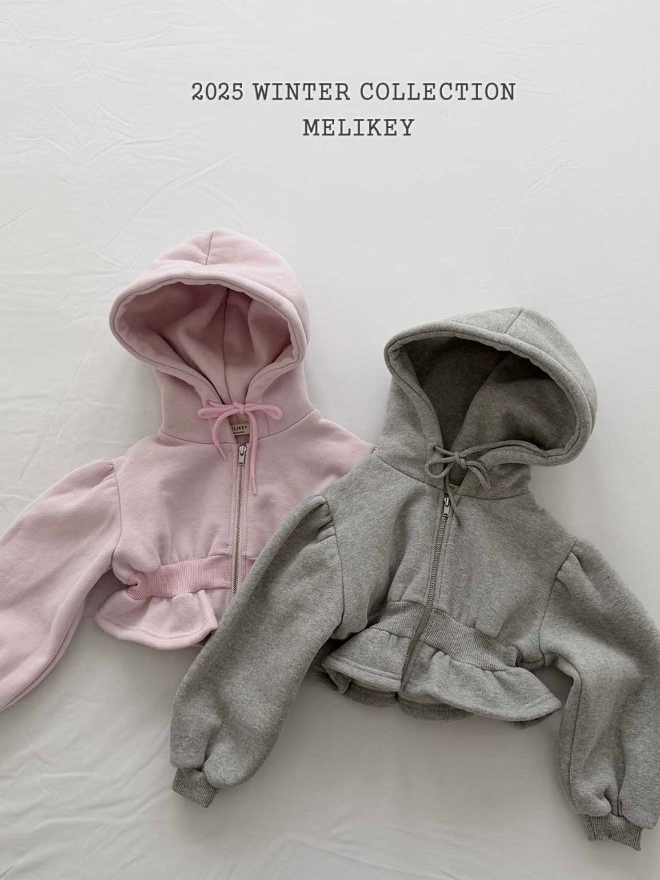Short frill zip up hoodie