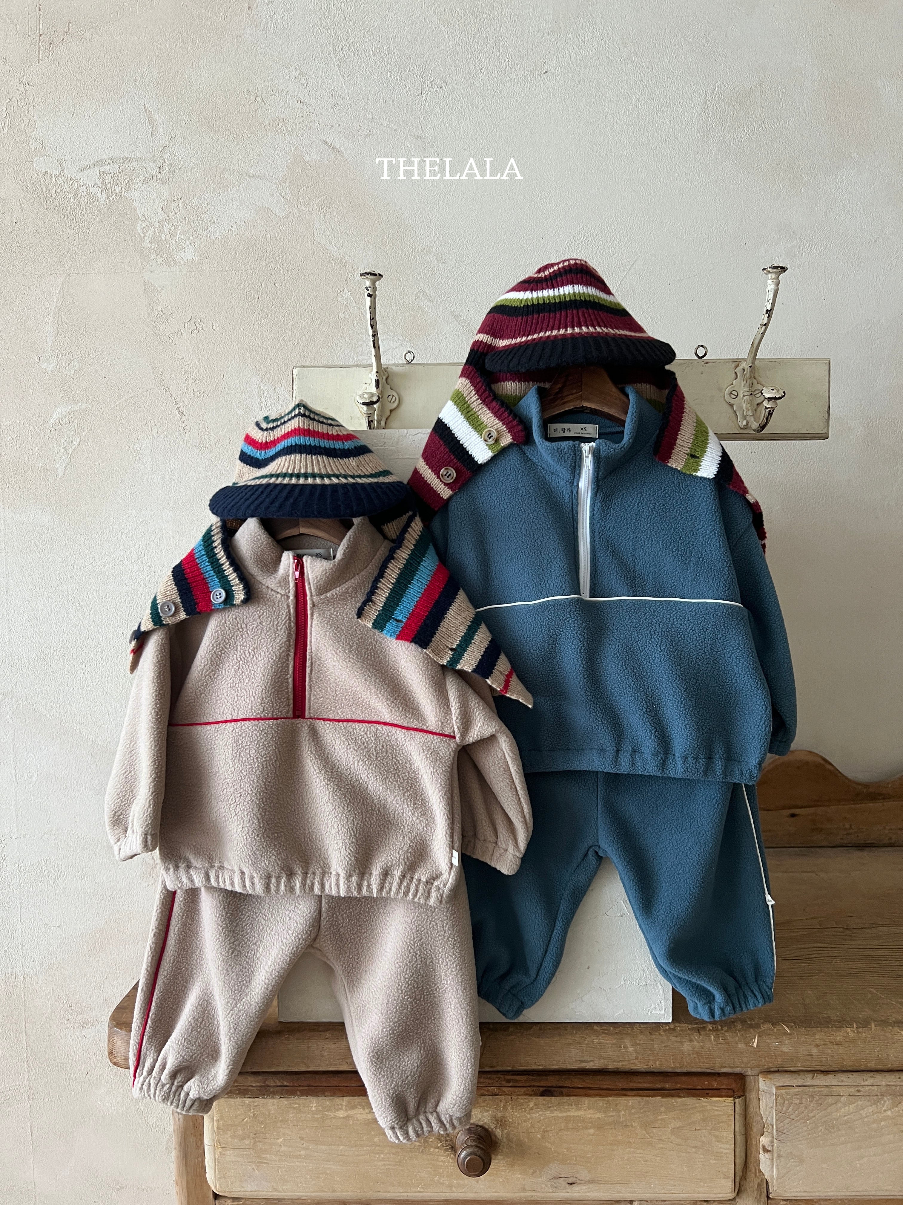 Atom half zipper sweater