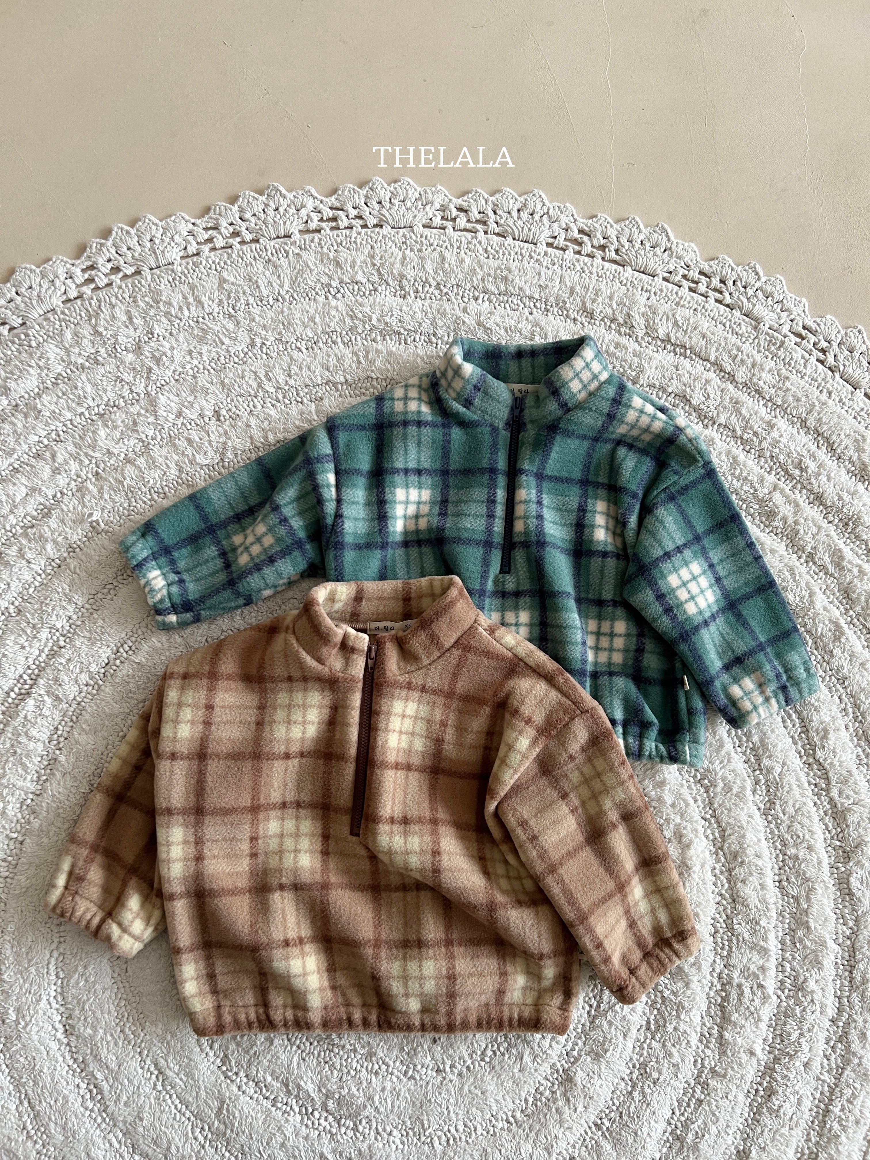 Check half zipper sweater