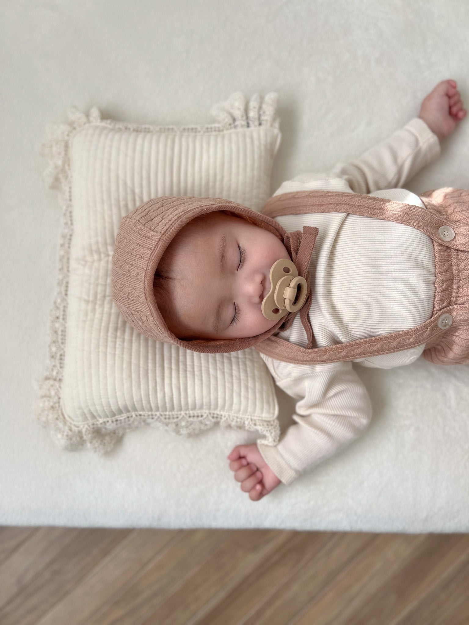 Ellis knit suspender leggings set